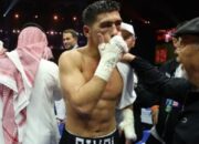 Artur Beterbiev Dominan, Mampukah Dmitry Bivol Balas Kekalahan?