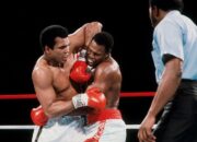 Mengenang Duel Muhammad Ali vs Ernie Terrell yang Guncang Tinju Kelas Berat