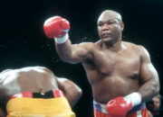 3 Kehebatan George Foreman, Sang Juara Dunia Tinju Kelas Berat Tertua
