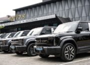 2.000 unit mobil listrik Chery J6 diserahkan kepada konsumen